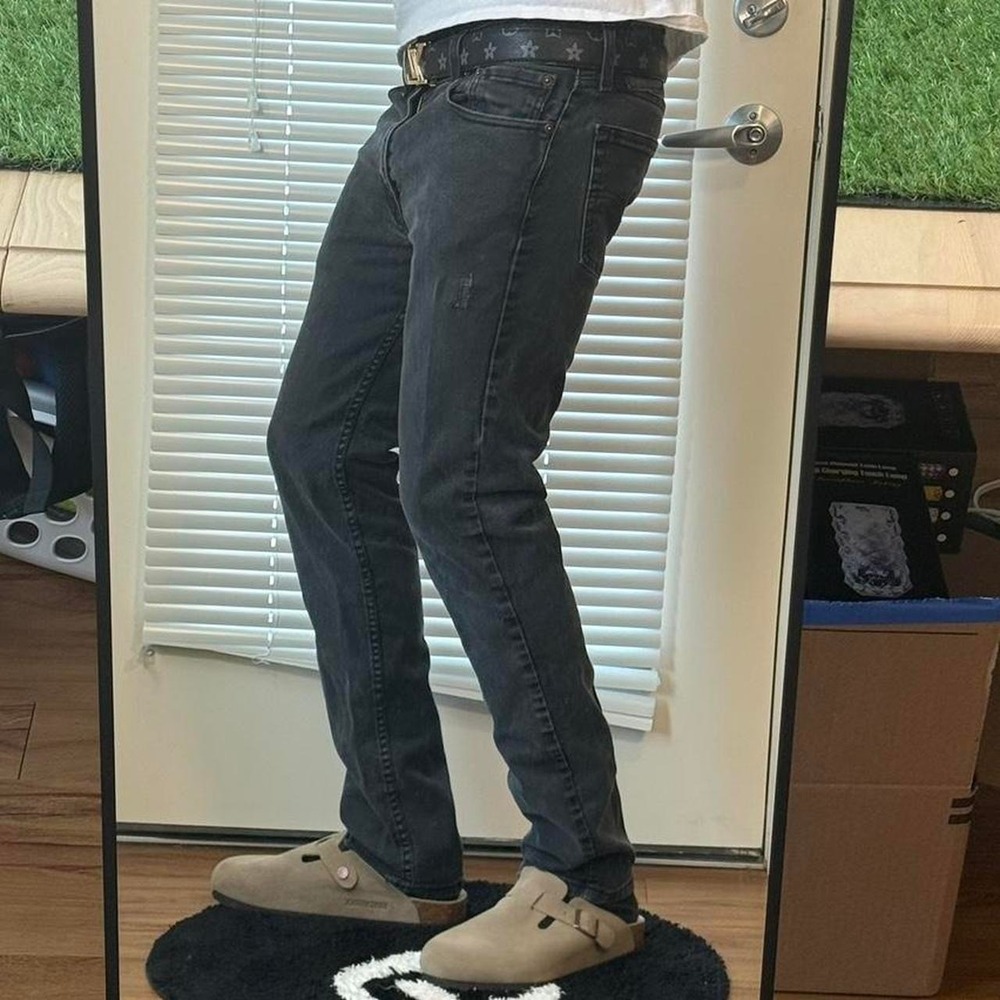 Y2K Levi's 511 slim fit black jeans 33x32